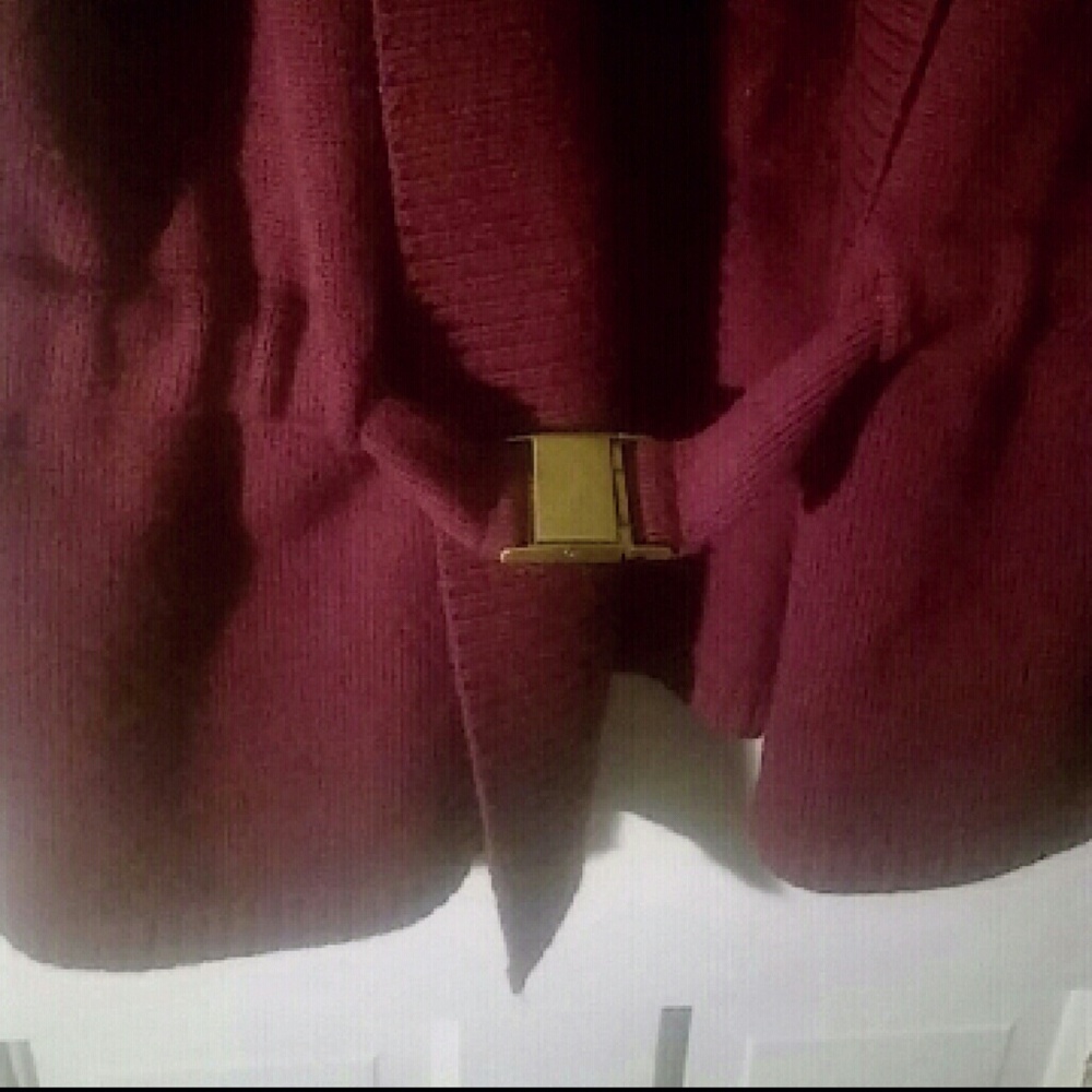 Sweater - Picture 3 of 3